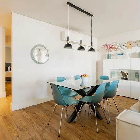 Апартаменты Chiado Square Apartments | Lisbon Best Apartments *