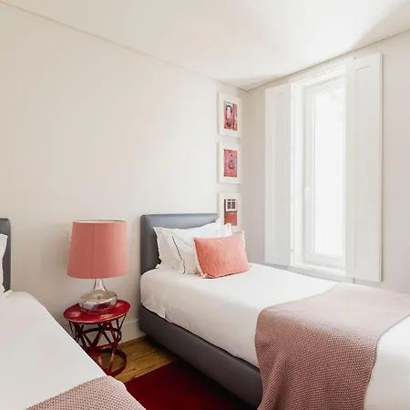 Апартаменты Chiado Square Apartments | Lisbon Best Apartments *