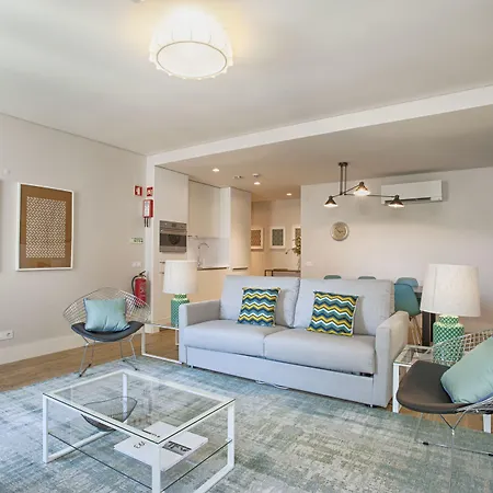 Chiado Square Apartments | Lisbon Best Apartments * Лиссабон