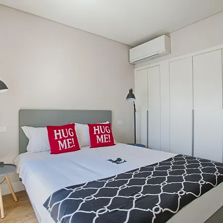 Апартаменты Chiado Square Apartments | Lisbon Best Apartments *