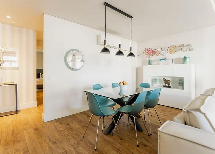 Διαμέρισμα Chiado Square | *