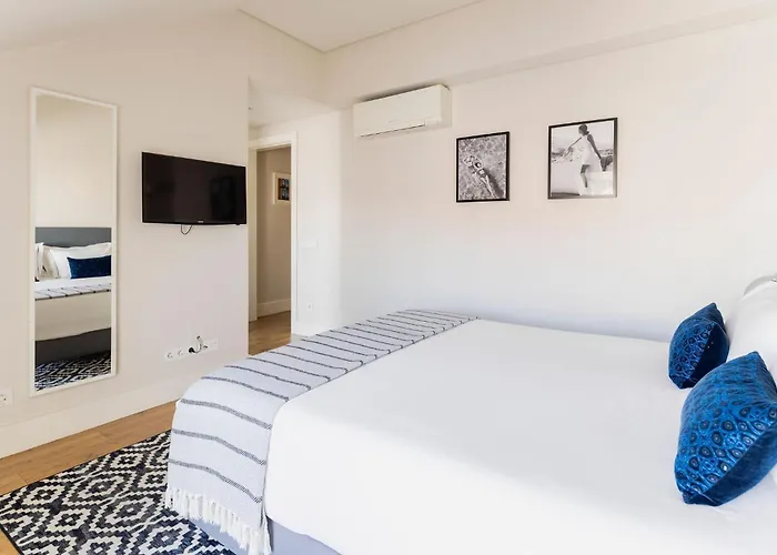 Chiado Square | * Lisboa