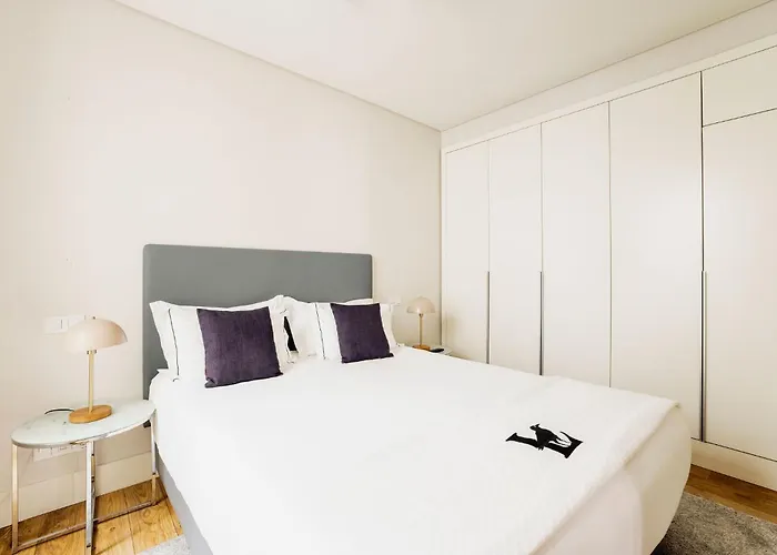 Chiado Square | Lisboa