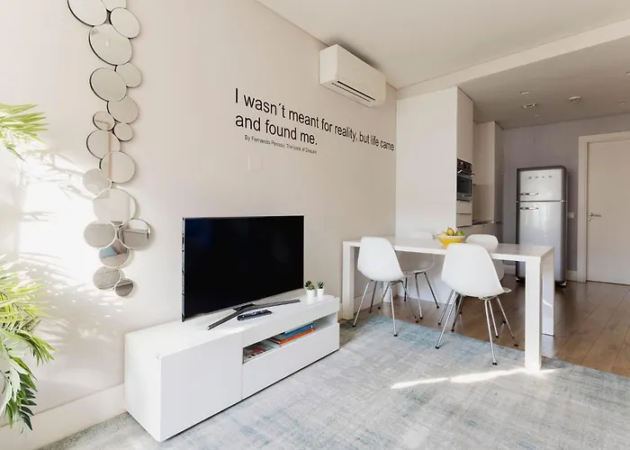 Διαμέρισμα Chiado Square | *