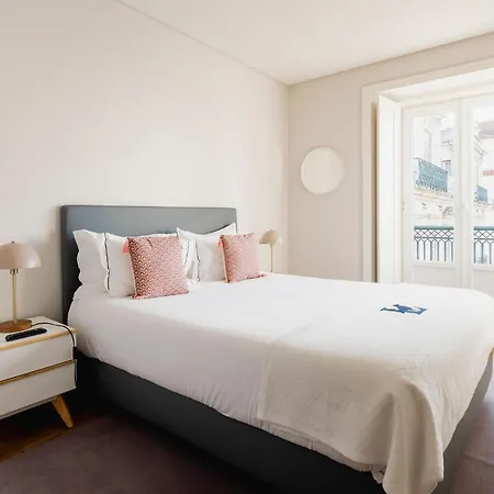 Chiado Square Apartments | Lisbon Best Apartments