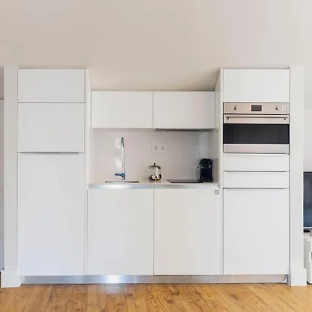 Chiado Square Apartments | Lisbon Best Apartments *