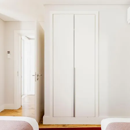 Apartment Chiado Square Apartments | Lisbon Best Apartments
