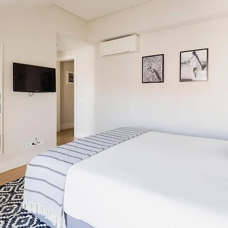 Chiado Square Apartments | Lisbon Best Apartments * Lisbon