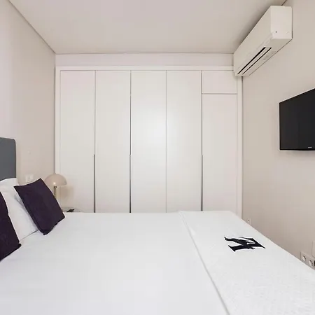Chiado Square Apartments | Lisbon Best Apartments