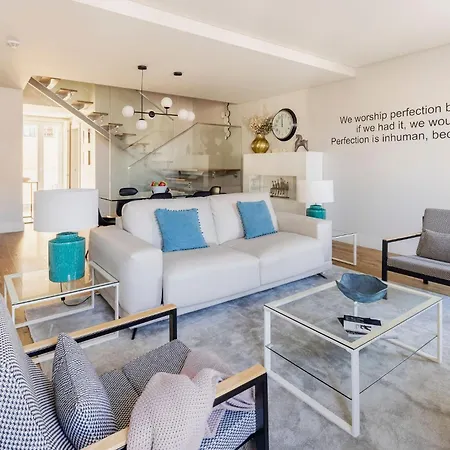 Apartment Chiado Square Apartments | Lisbon Best Apartments