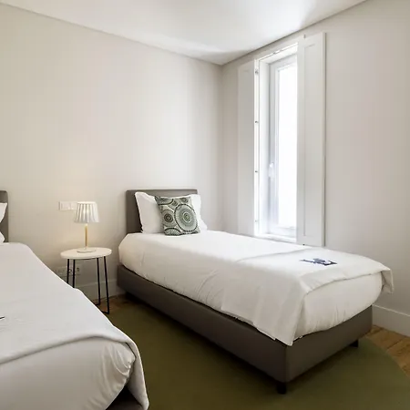 Chiado Square | Lissabon